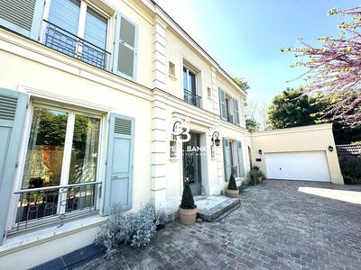 /international/fr/le-vesinet-ile-de-france-310100961168/