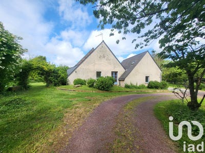 /international/fr/combourg-brittany-310095289265/