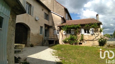 /international/fr/orgelet-franche-comte-310105988581/
