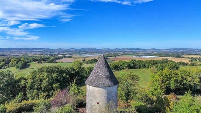 /international/fr/saint-salvy-aquitaine-310107792908/