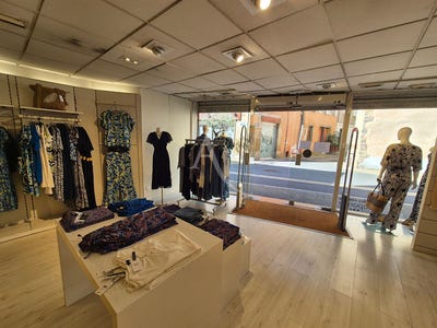/international/fr/limoux-languedoc-roussillon-310104463006/