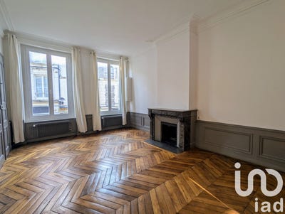 /international/fr/vendome-centre-val-de-loire-310100292464/