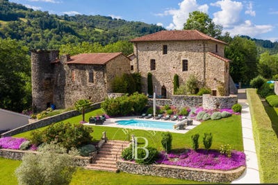 /international/fr/figeac-midi-pyrenees-310101135232/?lang=en