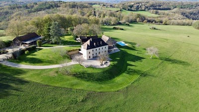 /international/fr/saint-cyprien-aquitaine-310106628443/