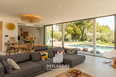 /international/fr/sommieres-languedoc-roussillon-310105300437/
