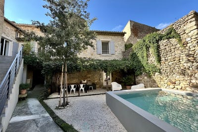/international/fr/cornillon-rhone-310107902092/