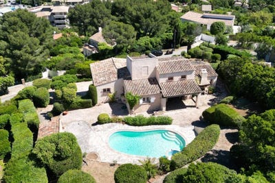 /international/fr/cavalaire-sur-mer-provence-alpes-cote-d-azur-310101228703/?lang=de