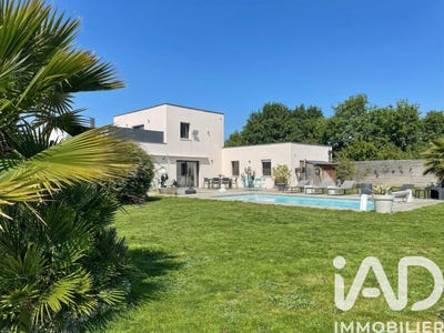 /international/fr/chambon-charente-310104562079/