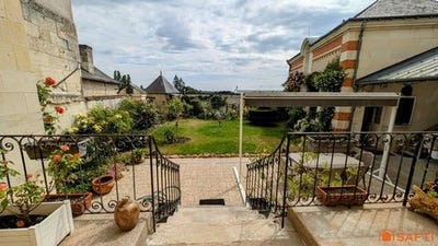 /international/fr/bourgueil-centre-val-de-loire-310100299205/