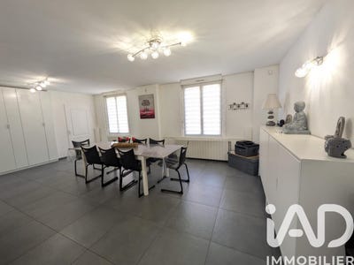 /international/fr/nilvange-lorraine-310106079106/