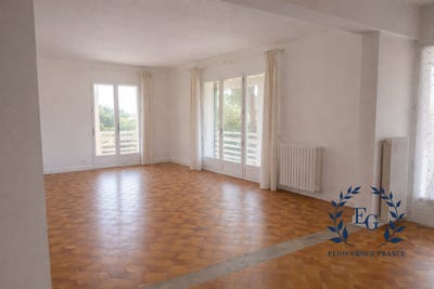 /international/fr/bezouce-languedoc-roussillon-310108037074/