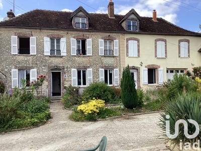 /international/fr/saint-loup-de-naud-ile-de-france-310099837197/