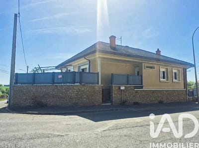 /international/fr/thouars-charente-310108428481/