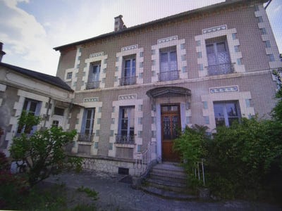 /international/fr/cosne-cours-sur-loire-burgundy-310101472138/