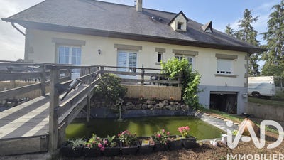 /international/fr/la-chapelle-fleurigne-brittany-310106966405/