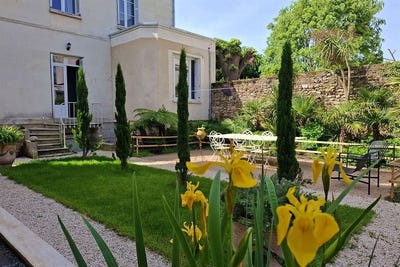 /international/fr/tours-centre-val-de-loire-310103016452/