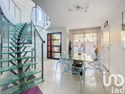 /international/fr/la-garenne-colombes-ile-de-france-310100004600/