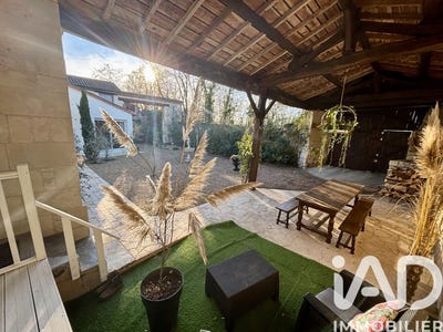 /international/fr/chalais-centre-val-de-loire-310103608325/