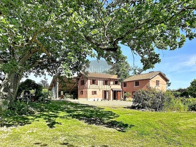 /international/fr/trie-sur-baise-midi-pyrenees-310106249479/