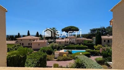 /international/fr/sainte-maxime-provence-alpes-cote-d-azur-310101388146/