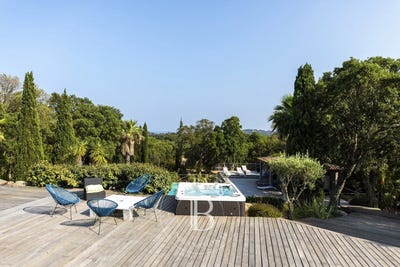 /international/fr/sainte-lucie-de-porto-vecchio-corsica-310100605966/