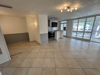 /international/fr/la-grande-motte-centre-val-de-loire-310102669666/