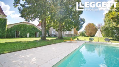/international/fr/sainte-livrade-sur-lot-aquitaine-310094834888/?lang=de