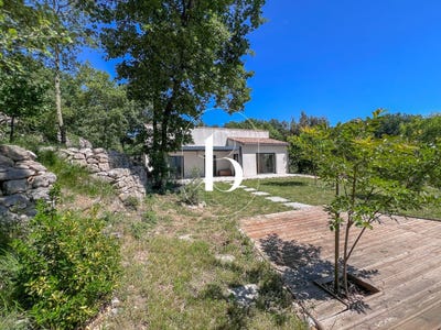 /international/fr/saint-alban-auriolles-rhone-310108248549/?lang=th