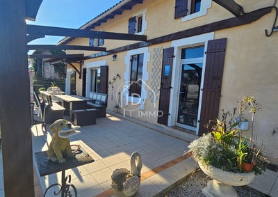 /international/fr/saint-michel-de-double-aquitaine-310107759545/