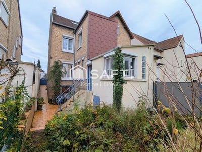/international/fr/abbeville-picardie-310103643249/