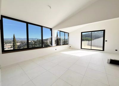 /international/fr/vaison-la-romaine-provence-alpes-cote-d-azur-310098974679/