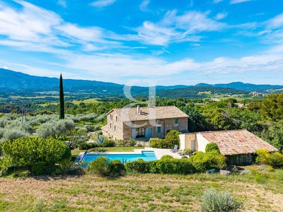 /international/fr/vaison-la-romaine-provence-alpes-cote-d-azur-310108676962/