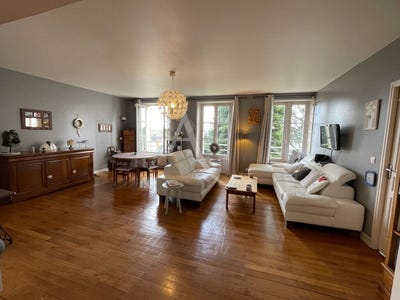 /international/fr/blois-centre-val-de-loire-310110340726/