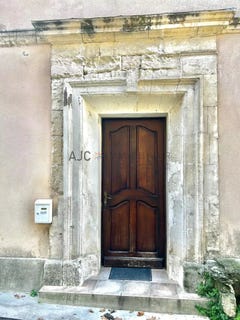 /international/fr/maillane-provence-alpes-cote-d-azur-310101357063/