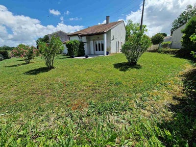 /international/fr/saint-seurin-de-cursac-aquitaine-310108603051/