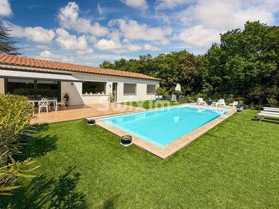 /international/fr/bourg-saint-andeol-rhone-310105104797/