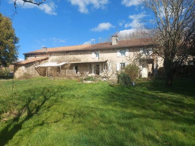 /international/fr/saint-barthelemy-de-bussiere-aquitaine-310099620106/