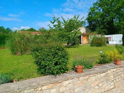 /international/fr/mareuil-sur-lay-dissais-pays-de-la-loire-310099840570/?lang=zh-tw