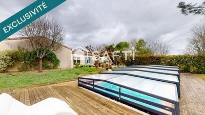 /international/fr/antezant-la-chapelle-charente-310105947691/