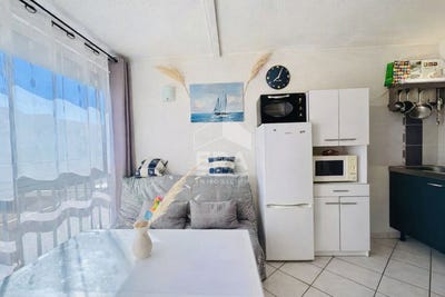 /international/fr/gruissan-languedoc-roussillon-310107414493/