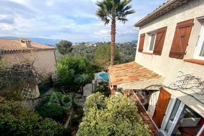 /international/fr/nice-provence-alpes-cote-d-azur-310108530581/