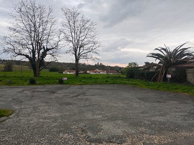 /international/fr/lussant-charente-310106415961/