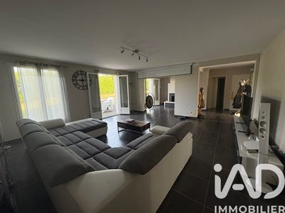 /international/fr/azay-sur-cher-centre-val-de-loire-310107010135/