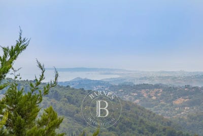 /international/fr/saint-jeannet-provence-alpes-cote-d-azur-310104858692/
