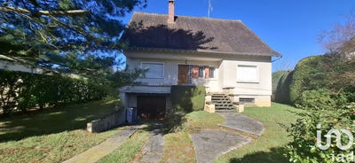 /international/fr/villeneuve-sur-yonne-burgundy-310101031933/