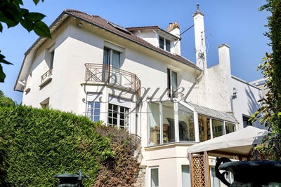 /international/fr/st-cloud-ile-de-france-310100905066/?lang=zh-tw