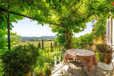 /international/fr/cadenet-provence-alpes-cote-d-azur-310108677655/