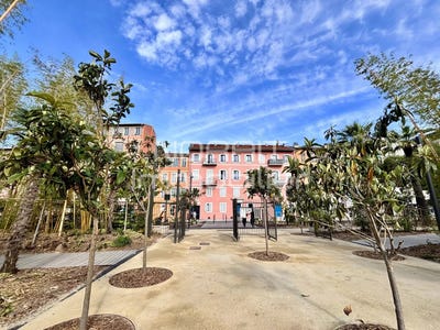 /international/fr/avenue-gallieni-nice-provence-alpes-cote-d-azur-310108529812/