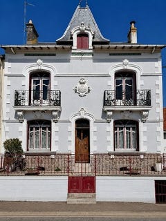 /international/fr/indre-pays-de-la-loire-310107968024/