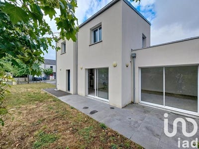 /international/fr/sainte-luce-sur-loire-pays-de-la-loire-310101082793/